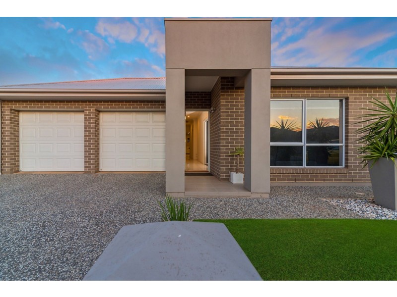 13 McEwen Road, Evanston Gardens SA 5116