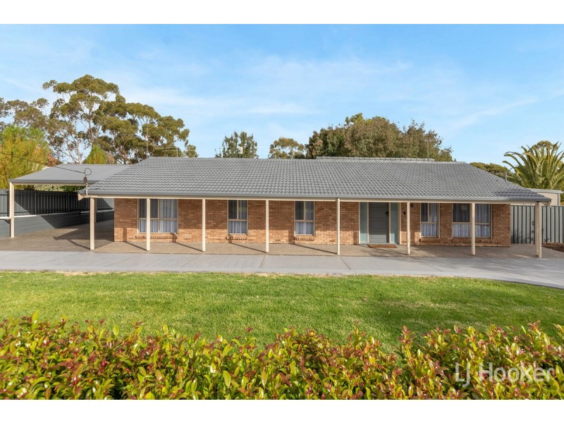 996 Black Top Road, One Tree Hill SA 5114