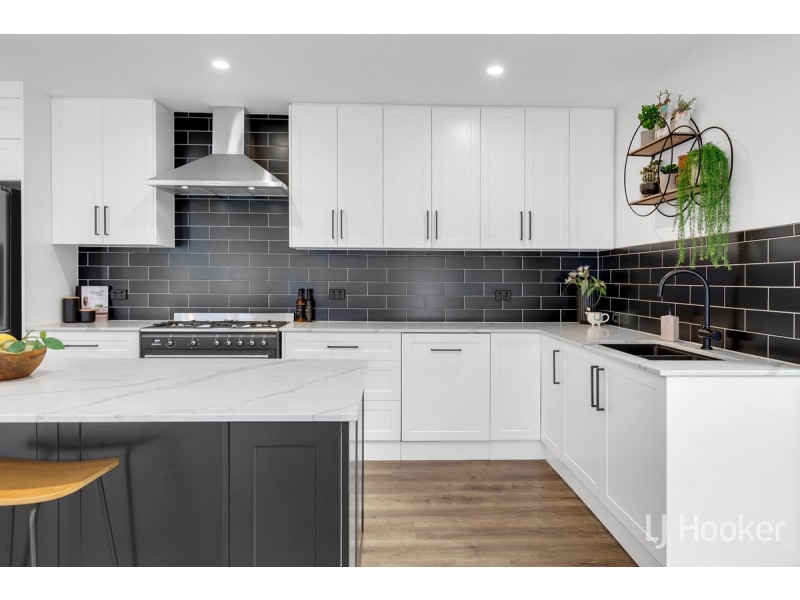 996 Black Top Road, One Tree Hill SA 5114