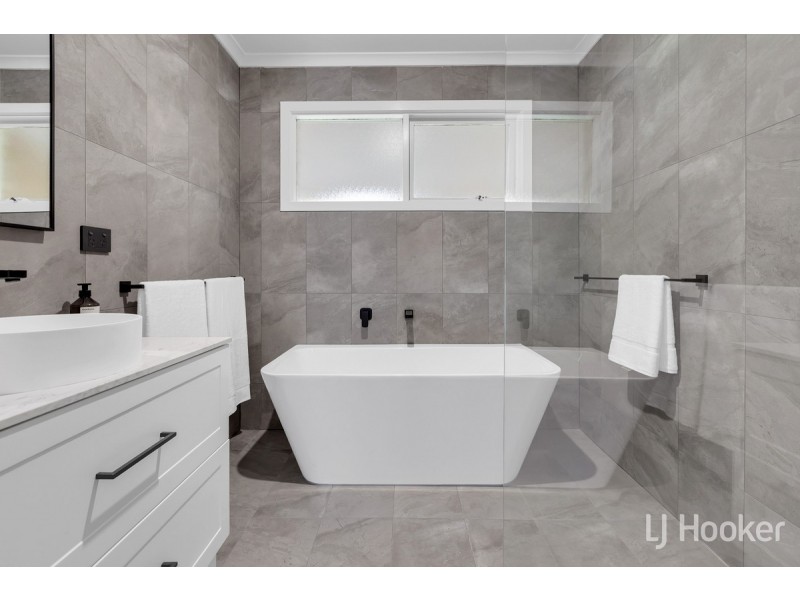 996 Black Top Road, One Tree Hill SA 5114