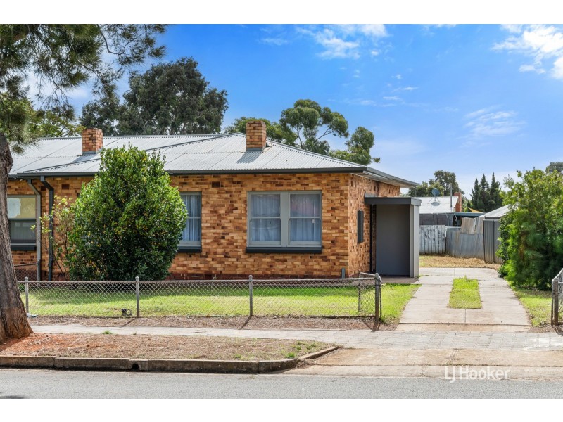 33 Midlow Road, Elizabeth Downs SA 5113