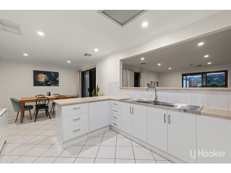 6 Watson Street, Redwood Park SA 5097