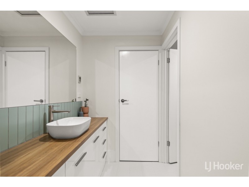6 Watson Street, Redwood Park SA 5097