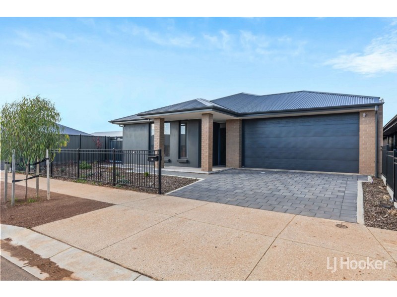 14 Banjo Street, Munno Para SA 5115