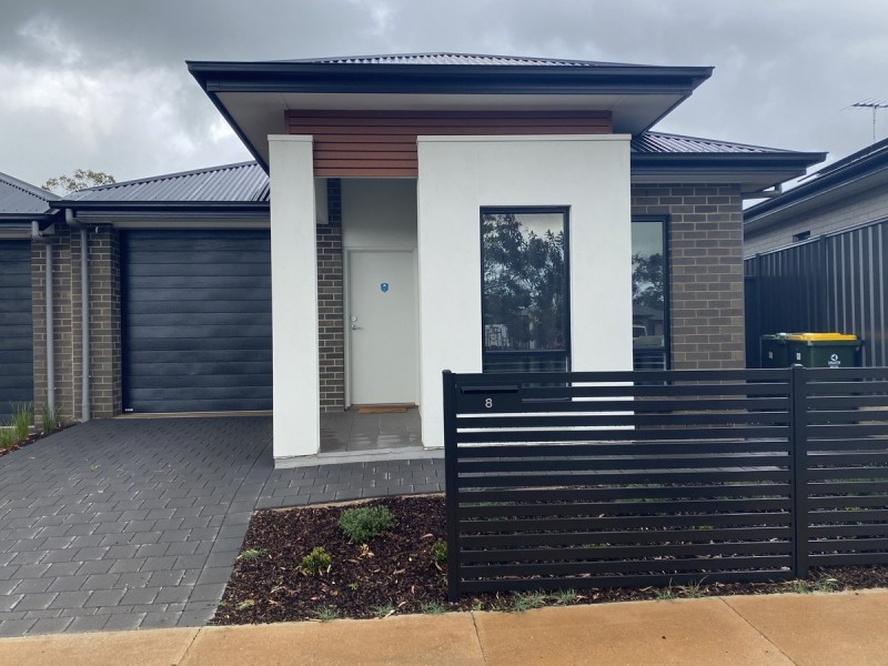 8 Cutana Crescent, Munno Para SA 5115
