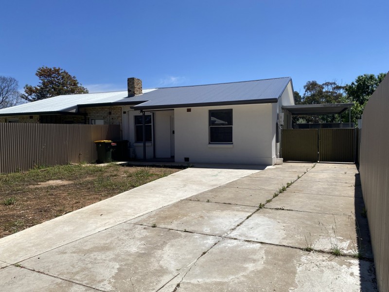 21 Durdin Road, Elizabeth Vale SA 5112