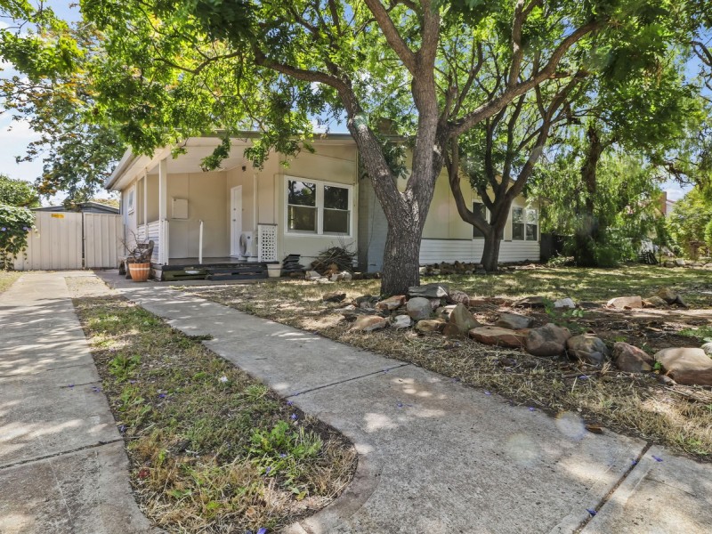 9 Barton Road, Elizabeth Downs SA 5113