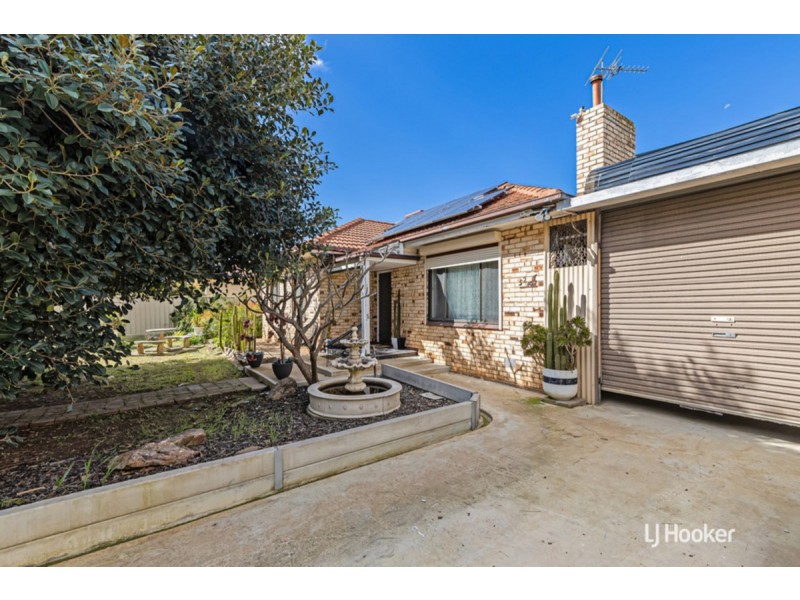 52 Peterswool Road, Elizabeth Park SA 5113