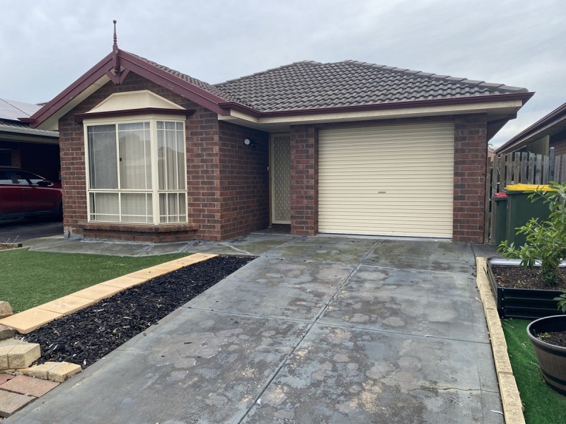 31 Casanor Crescent, Paralowie SA 5108