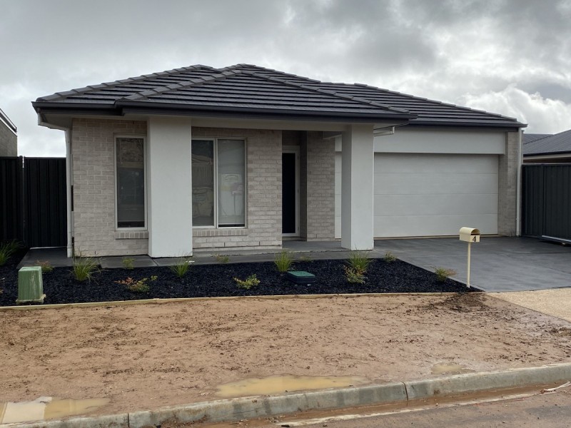 4 Harrow Avenue, Andrews Farm SA 5114