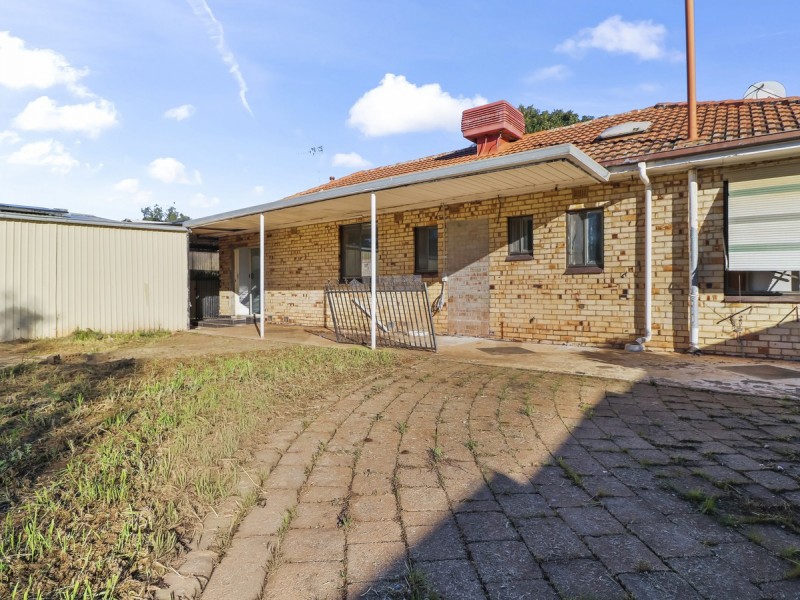 52 Peterswool Road, Elizabeth Park SA 5113