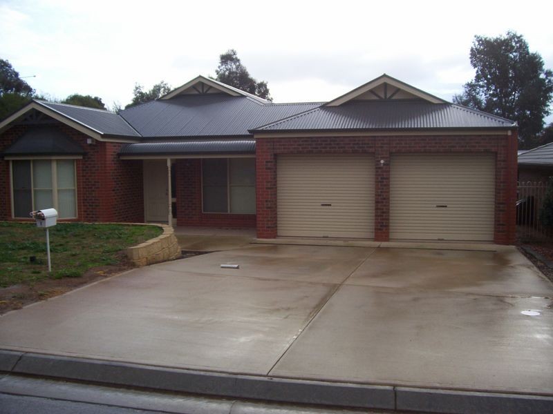 1 Pioneer Court, Salisbury Heights SA 5109