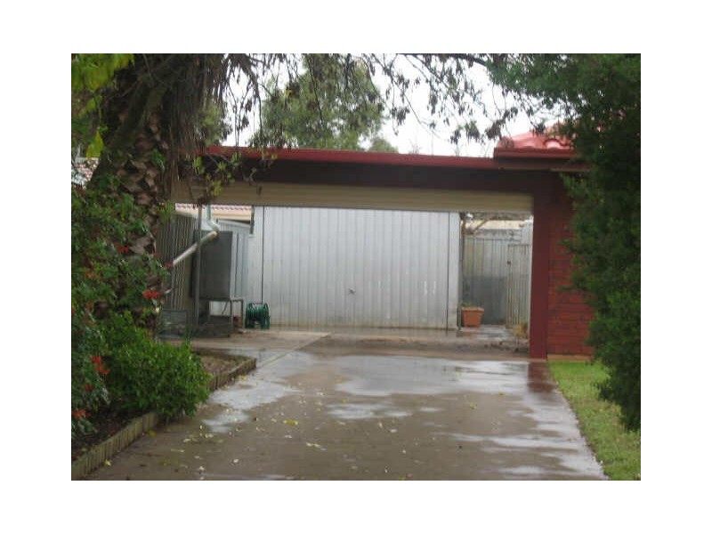 3 Springdale Avenue, Andrews Farm SA 5114