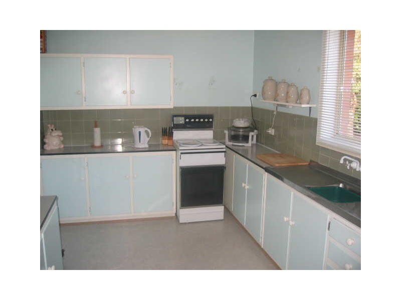 24 Mosterton Road, Elizabeth Park SA 5113