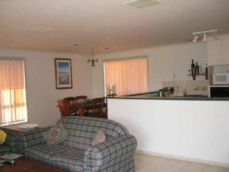 2 Liepin Close, Andrews Farm SA 5114