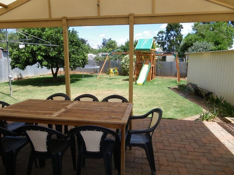 44 McKenzie Road, Elizabeth Downs SA 5113