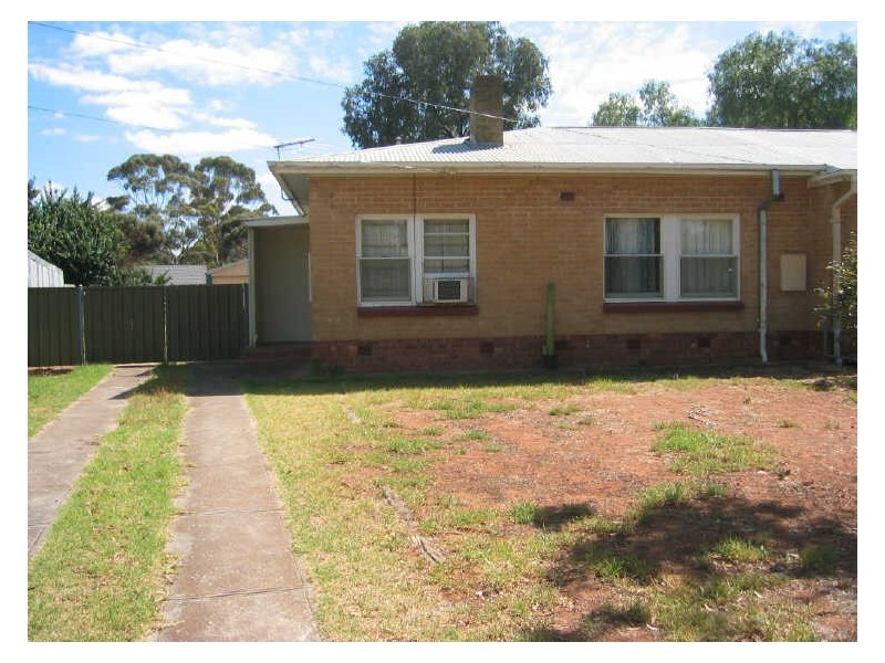 27 Durdin Road, Elizabeth Vale SA 5112