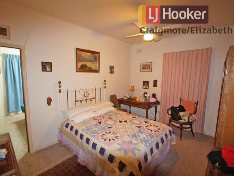 27 Dockett Road, Elizabeth Downs SA 5113