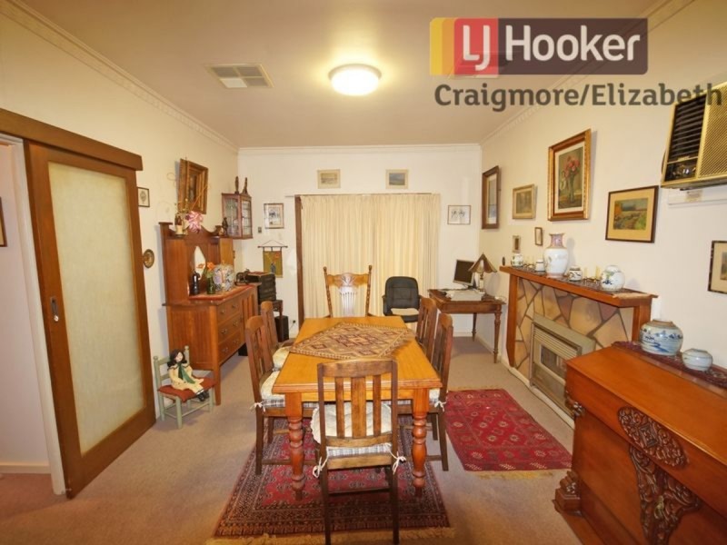 27 Dockett Road, Elizabeth Downs SA 5113