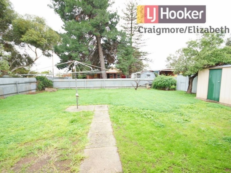 27 Dockett Road, Elizabeth Downs SA 5113