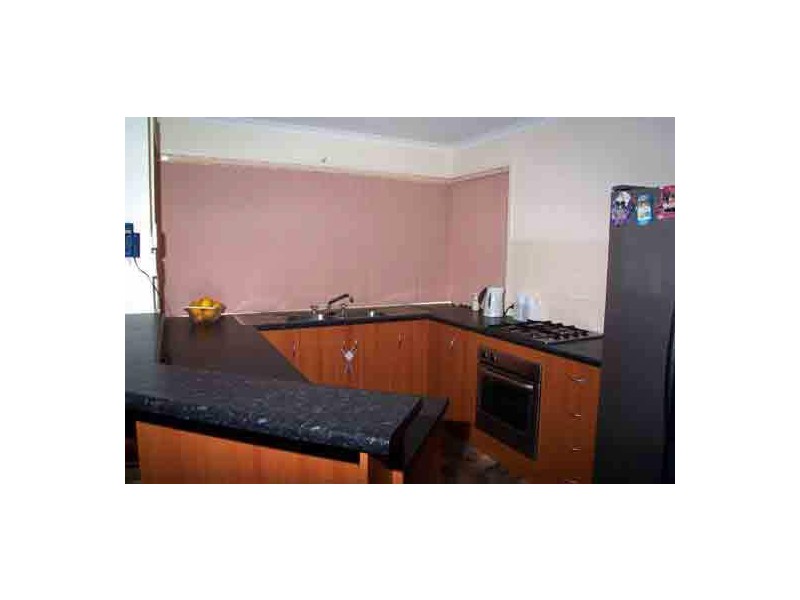 5 Commodore Parade, Andrews Farm SA 5114