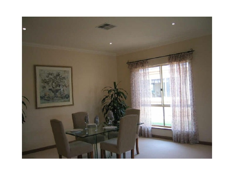 4 Pomarine Street, Mawson Lakes SA 5095