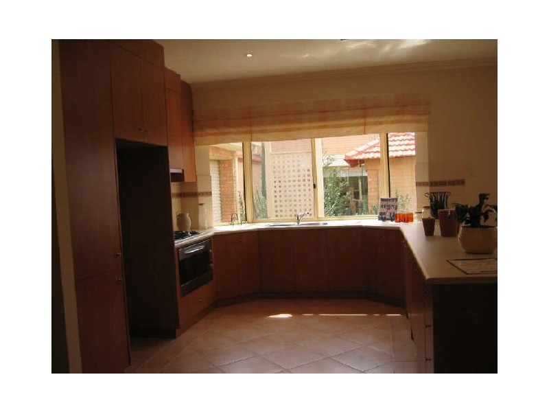 4 Pomarine Street, Mawson Lakes SA 5095