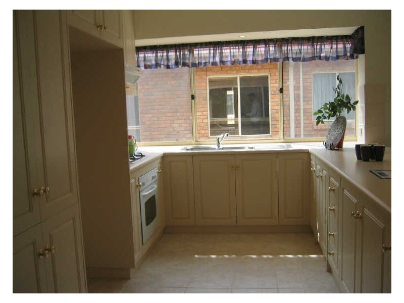 6 Pomarine Street, Mawson Lakes SA 5095