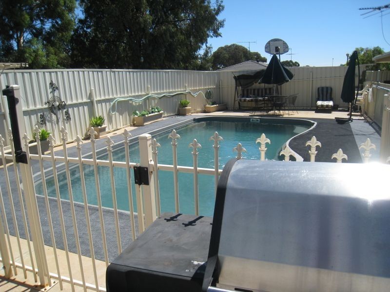 5 St Johns Court, Blakeview SA 5114