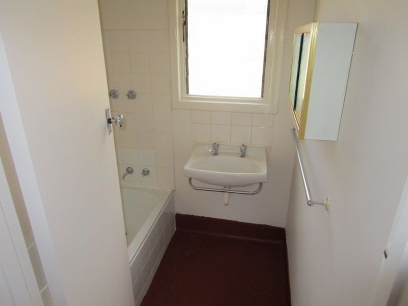 8 Turnbull Road, Elizabeth Downs SA 5113