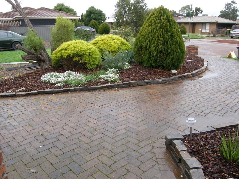 8 Whitehart Close, Blakeview SA 5114