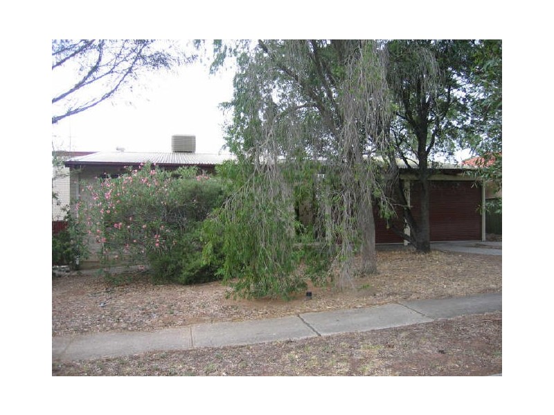 12 Hughes Court, Elizabeth East SA 5112