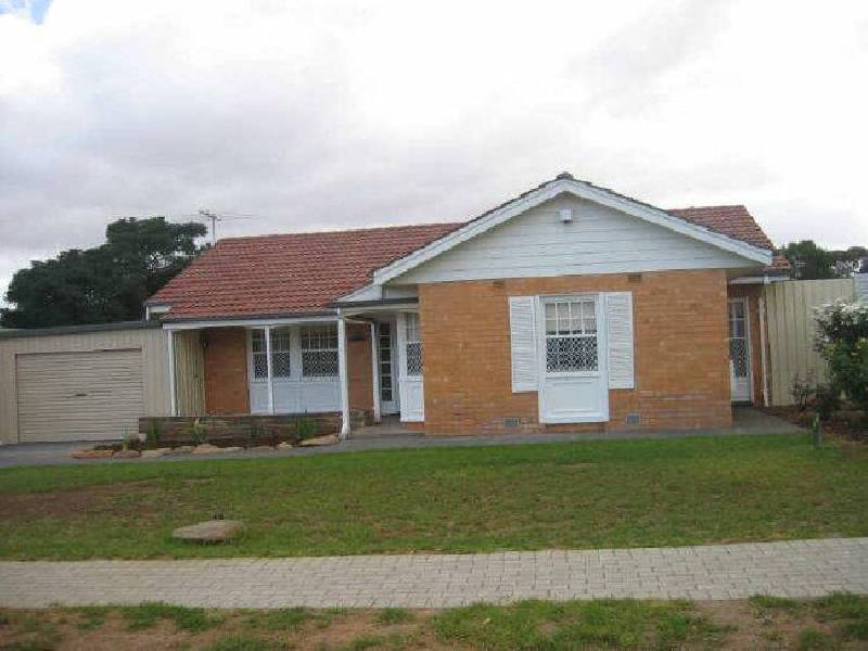 27 McKenzie Road, Elizabeth Downs SA 5113