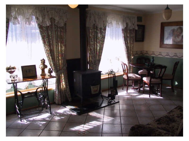 6 Chestnut Grove, Hillbank SA 5112