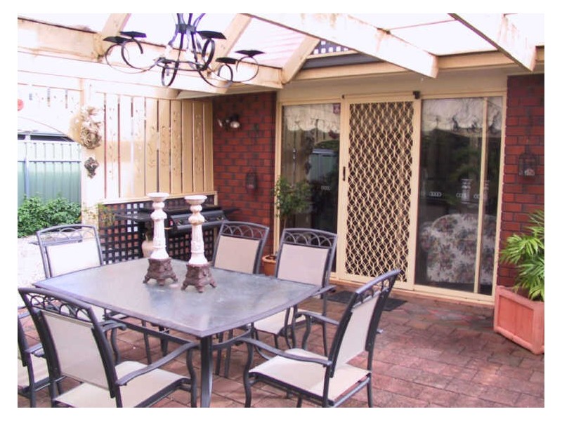 6 Chestnut Grove, Hillbank SA 5112