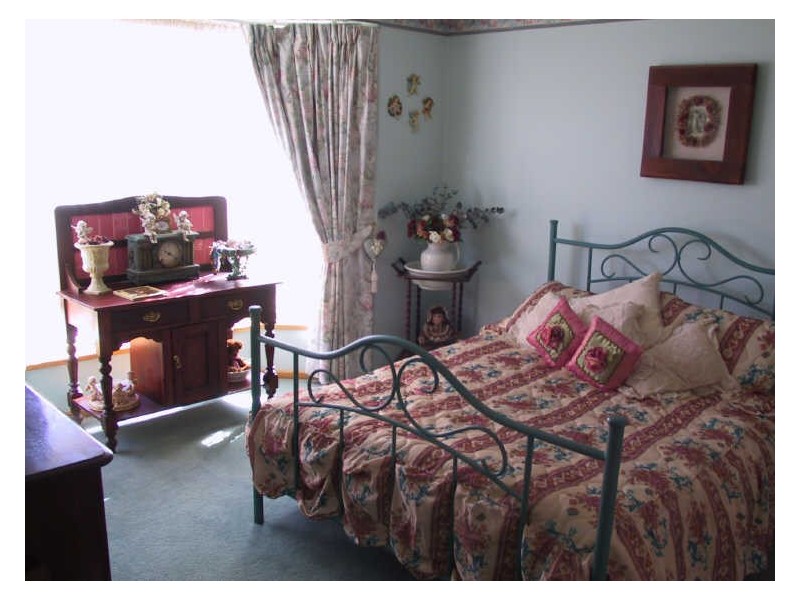 6 Chestnut Grove, Hillbank SA 5112