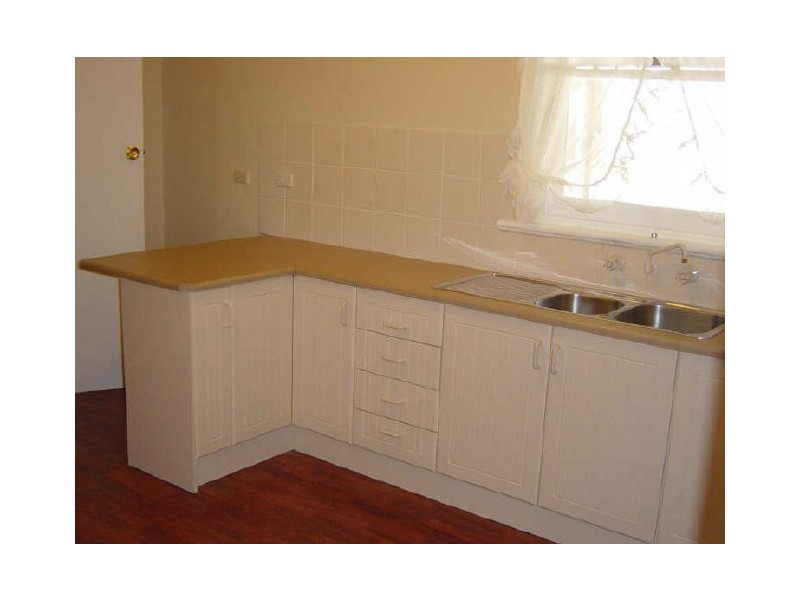 16 Midway Road, Elizabeth East SA 5112