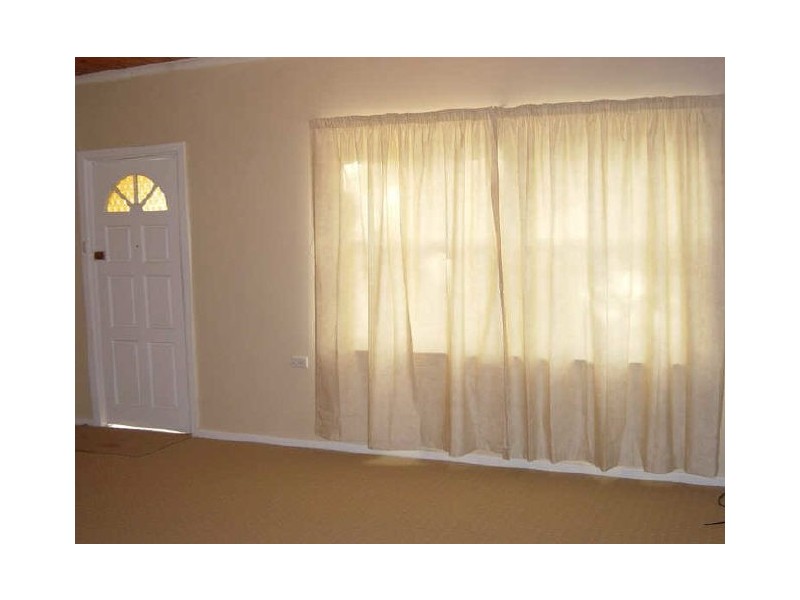 16 Midway Road, Elizabeth East SA 5112