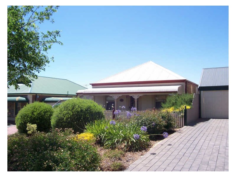 2 Inverary Close, Greenwith SA 5125