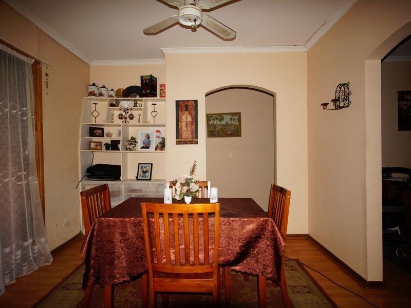8 Mannington Road, Elizabeth Park SA 5113
