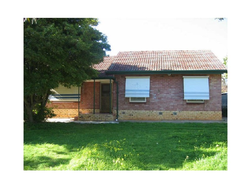 33 Hayles Road, Elizabeth Park SA 5113