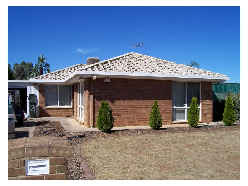 4 Carabeen Crescent, Andrews Farm SA 5114