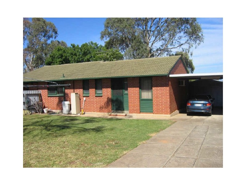 15 Paginton Crescent, Elizabeth East SA 5112