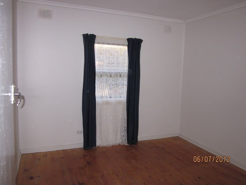 11 Coleman Road, Elizabeth Downs SA 5113