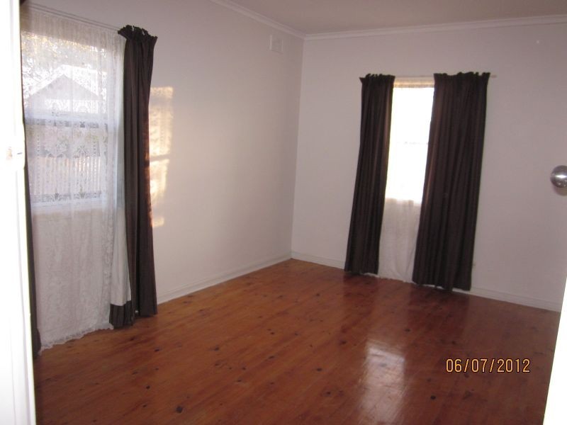 11 Coleman Road, Elizabeth Downs SA 5113