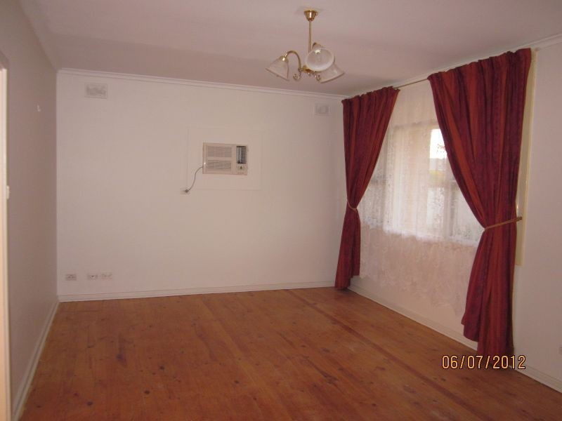 11 Coleman Road, Elizabeth Downs SA 5113