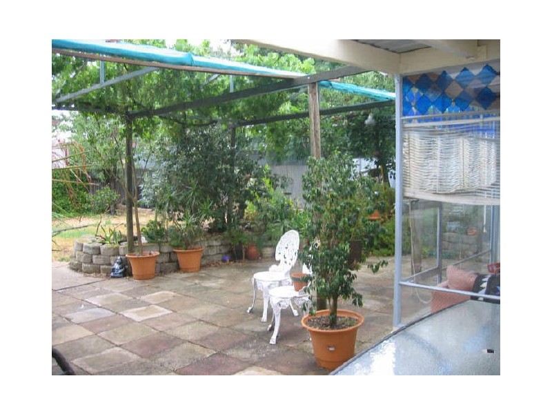 27 Hayles Road, Elizabeth Park SA 5113