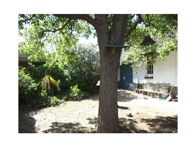 2 Longleat Road, Elizabeth Vale SA 5112