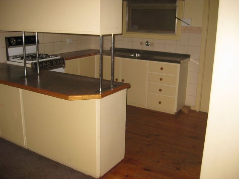 16 Barker Crescent, Smithfield Plains SA 5114