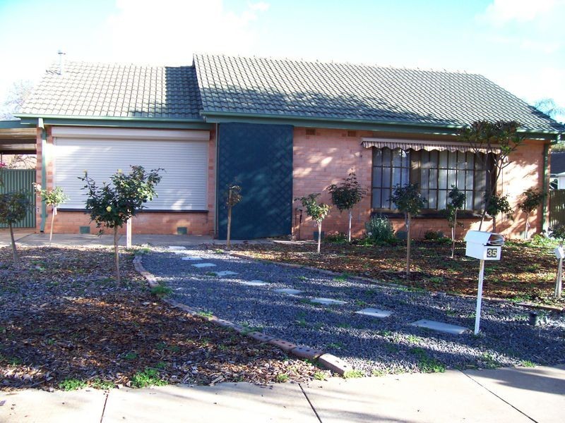 35 Hinsley Road, Smithfield Plains SA 5114